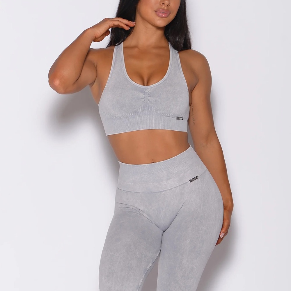 Bombshell sportswear mineral seamless sports bra size XS/S in lunar gray